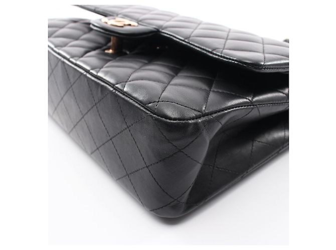 Chanel Matelassé Double Flap Schultertasche Schwarz - Ansicht 8