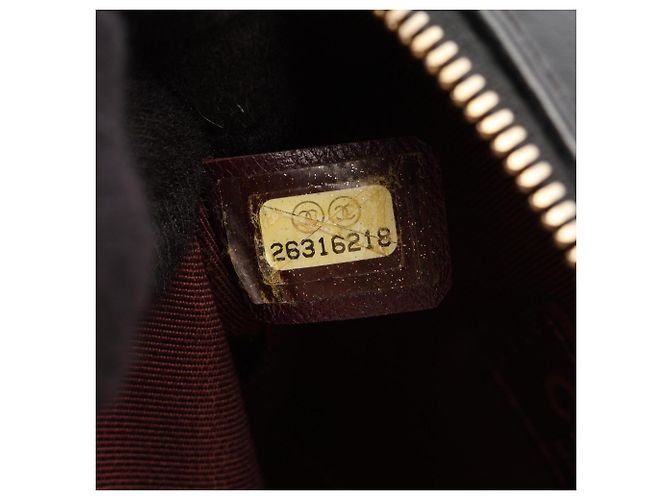 Chanel Matelassé Camera Bag Black Dark red - view 6