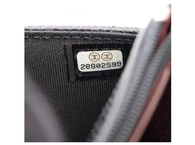 Timeless Borsa a tracolla Chanel Matelassé in pelle Caviar Nero - vista 6