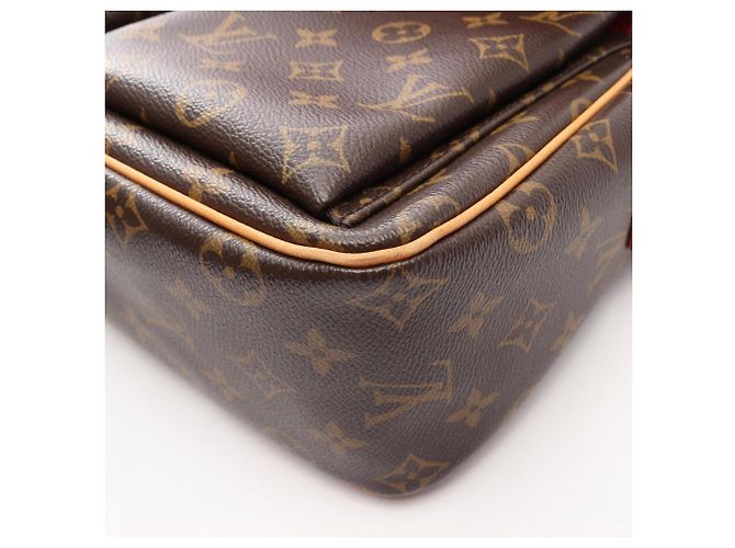 Borsa a tracolla Louis Vuitton Vivacite GM Monogram Marrone Monogramma - vista 9