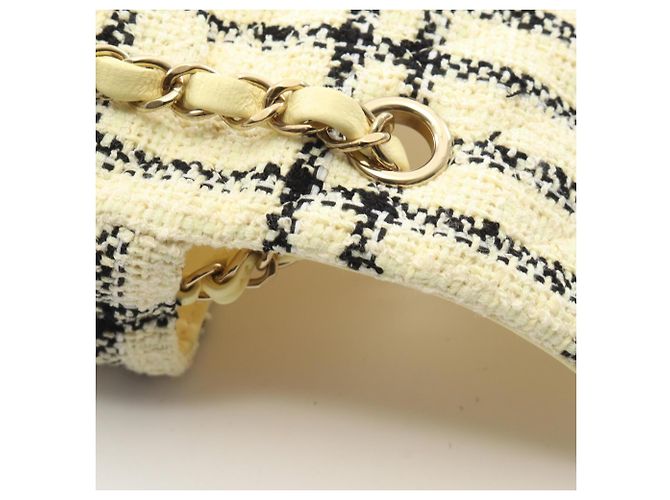 Borsa a tracolla Chanel Mini Matelassé 20 Nero Crudo - vista 7