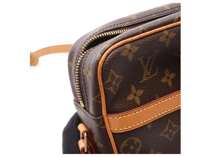Borsa a tracolla Louis Vuitton Trocadero 27 Monogram Marrone Monogramma - vista 7