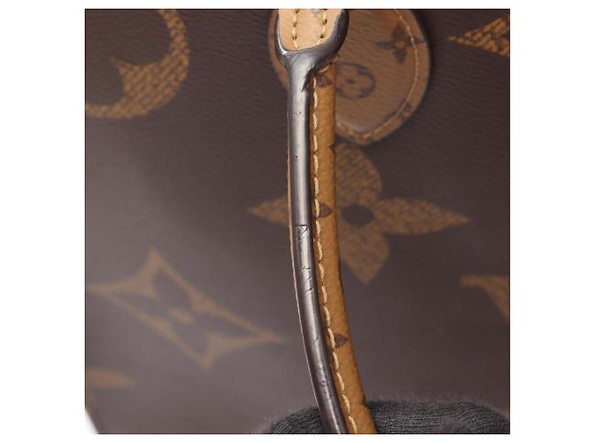 Borsa Louis Vuitton OnTheGo GM Marrone Monogramma - vista 6