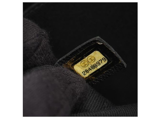 Borsa a tracolla Chanel Matelassé in vernice nera Nero - vista 5