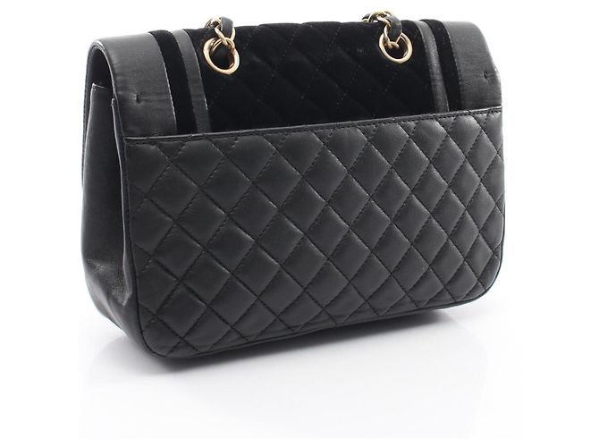 Borsa a tracolla Chanel Matelassé nera Nero - vista 2