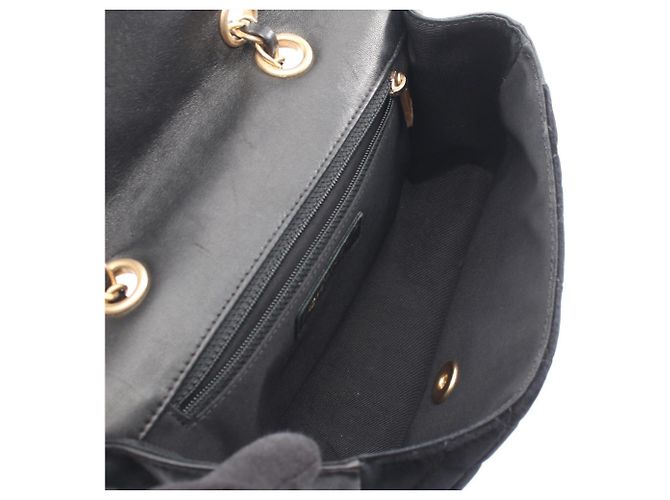 Borsa a tracolla Chanel Matelassé nera Nero - vista 3