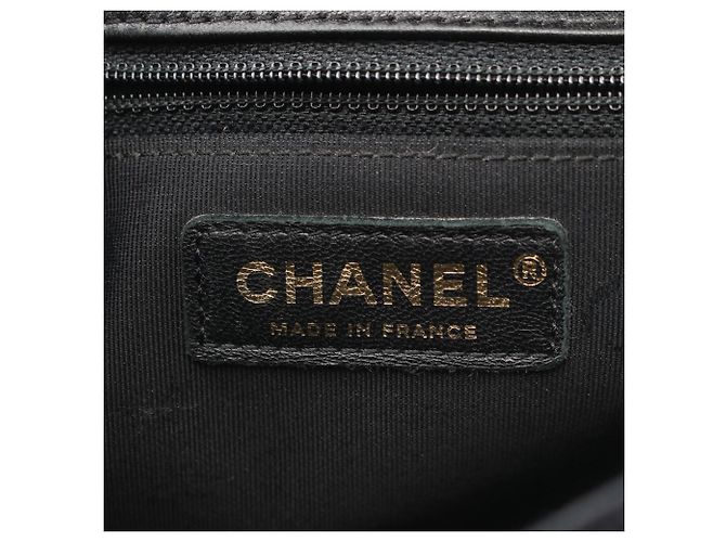 Borsa a tracolla Chanel Matelassé nera Nero - vista 4