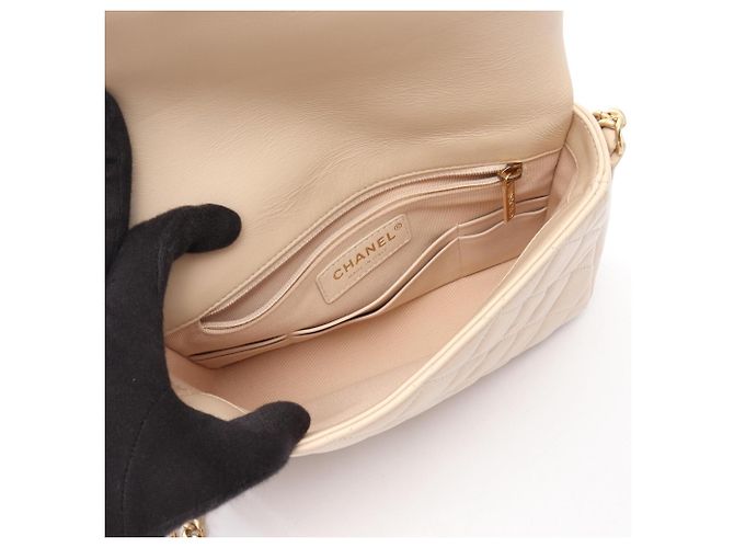 Timeless Borsa a mano in pelle matelassé Chanel Beige - vista 3