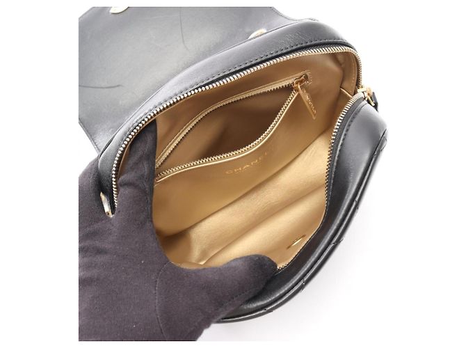 Zaino/Borsa Chanel Matelassé Square Chain Nero - vista 3