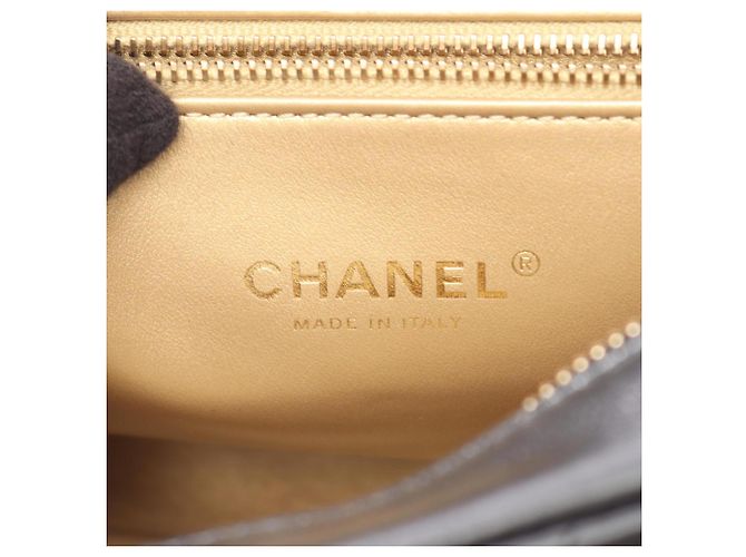 Zaino/Borsa Chanel Matelassé Square Chain Nero - vista 4