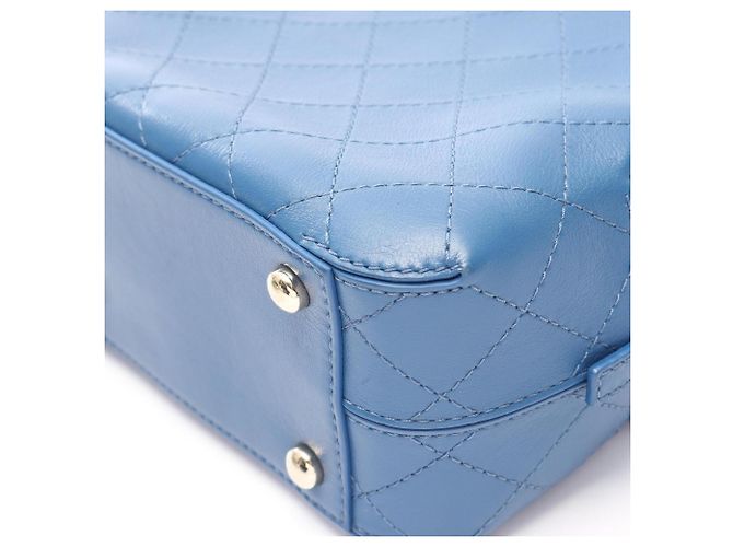 Camera Borsa a tracolla piccola Chanel Matelassé Blu - vista 6