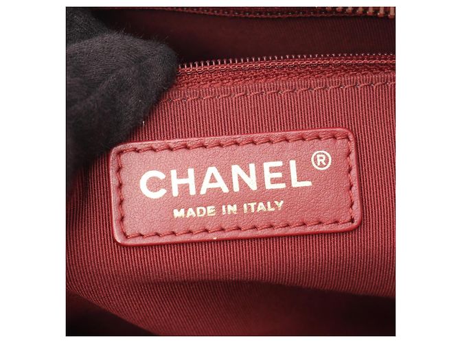 Borsa a tracolla 2-way con manico Chanel Matelassé Rosso - vista 4