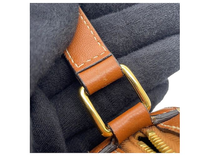 Céline Borsa a tracolla rotonda Celine Triomphe Marrone - vista 11