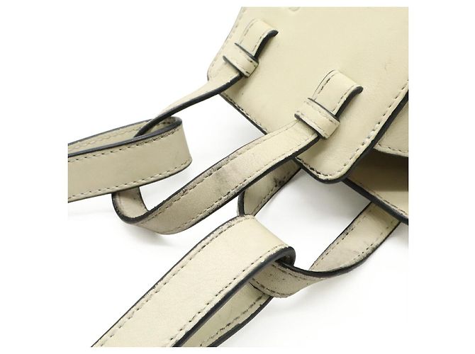 Loewe Hammock Mini-Beuteltasche aus Leder Ivory Weiß - Ansicht 4