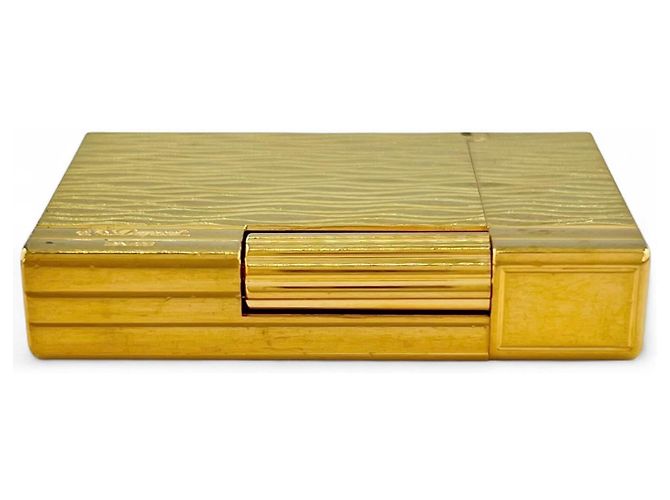Autre Marque Dupont Gatsby Wave Emboss Lighter Smoking Accessory Golden - view 3