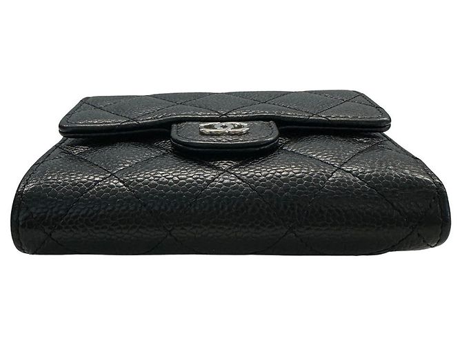 Portafoglio bi-fold matelassé da donna Chanel Nero - vista 3