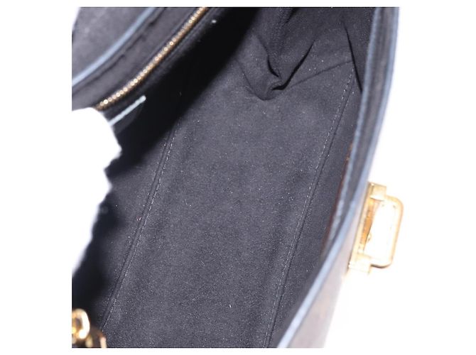 Louis Vuitton One Handle Flap Monogram Canvas e Leather MM Marrom - vista 5