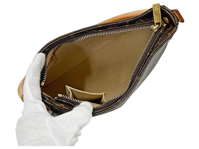 Borsa a Spalla Louis Vuitton Monogram Looping MM Marrone Monogramma - vista 5