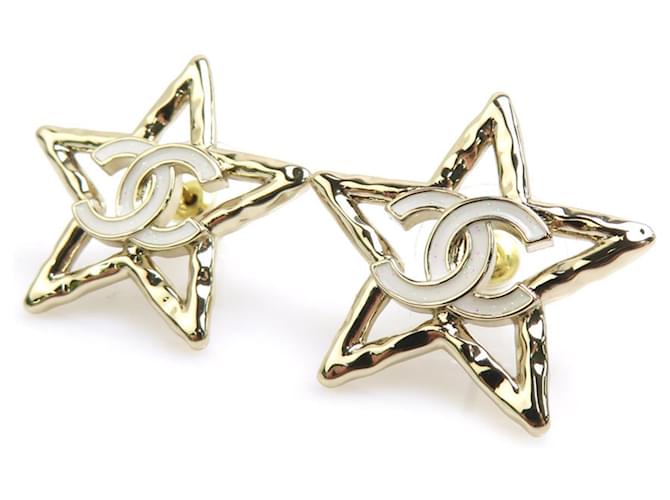 Chanel Gold Stud Earrings Golden - view 2
