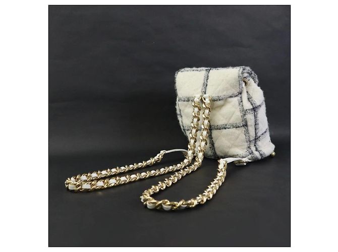 Chanel Tweed Rucksack Schwarz Weiß - Ansicht 3