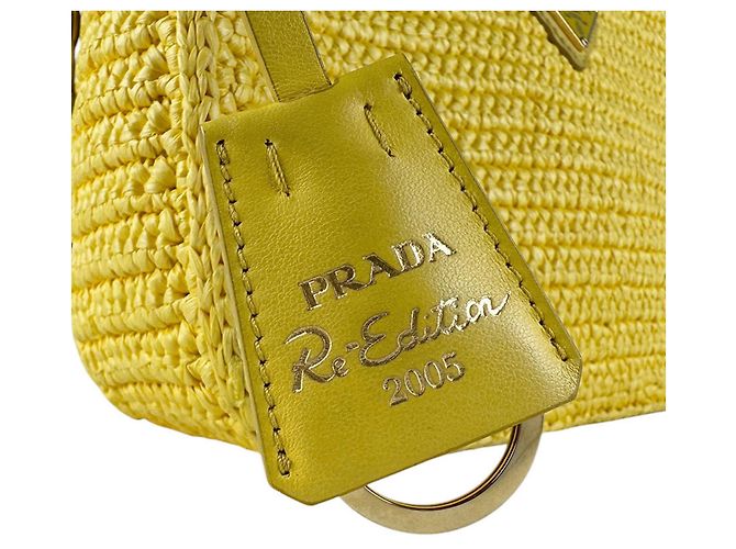 Borsa a tracolla in rafia gialla Prada Giallo - vista 12