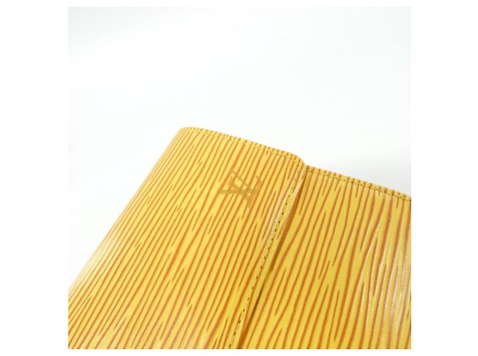 Louis Vuitton Epi Pochette Porte Monnaie Credit Wallet - vista 4