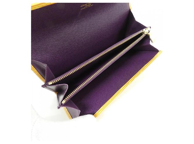 Louis Vuitton Epi Pochette Porte Monnaie Credit Wallet - vista 8
