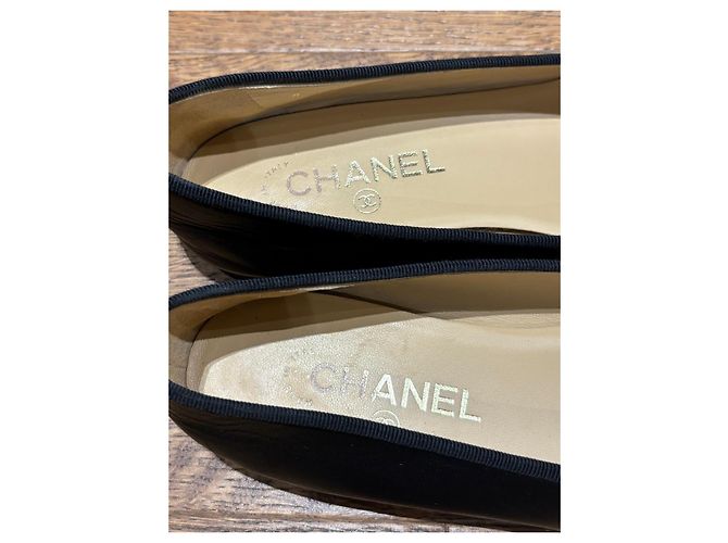 Chanel Bailarinas de punta reforzada en cuero negro - vista 5