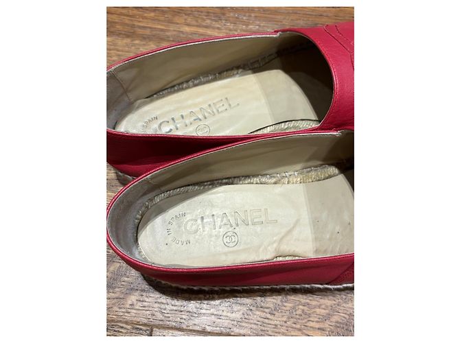Chanel Espadrilles aus rotem Leder mit CC-Logo - Ansicht 5