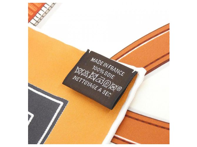 Silk In Hermès Hermes HARNAIS LEGENDAIRE Schal Orange - Ansicht 3