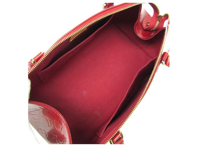Louis Vuitton Sherwood Monogram Vernis PM Roja - vista 3