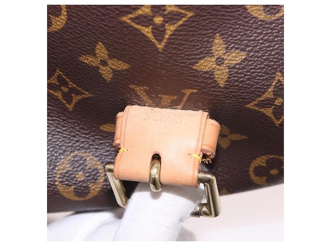 Louis Vuitton Beverly Monogram Canvas GM Marrom - vista 7