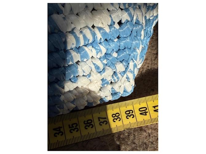 Cesto Prada in crochet blu e bianco - vista 7