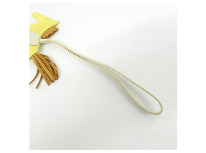 Hermès Hermes Rodeo Accessory Bag Charm PM D'oro Giallo - vista 4