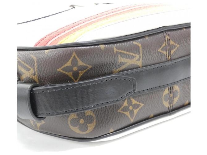 Louis Vuitton Boite Chapeau Souple M55653 Borsa a Spalla Bianco - vista 8