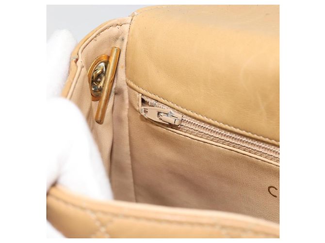 CHANEL Matelasse Chain Shoulder Bag Pelle Beige Oro CC Auth 188722 D'oro - vista 24