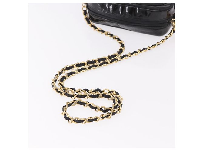 CHANEL COCO Mark Chain Shoulder Bag Patent leather Gold Black CC Auth 189232V Nero D'oro - vista 7