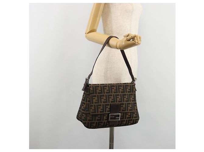 FENDI Zucca Canvas Mamma Baguette Shoulder Bag Black Brown Auth BA13529V Marrone Nero - vista 25