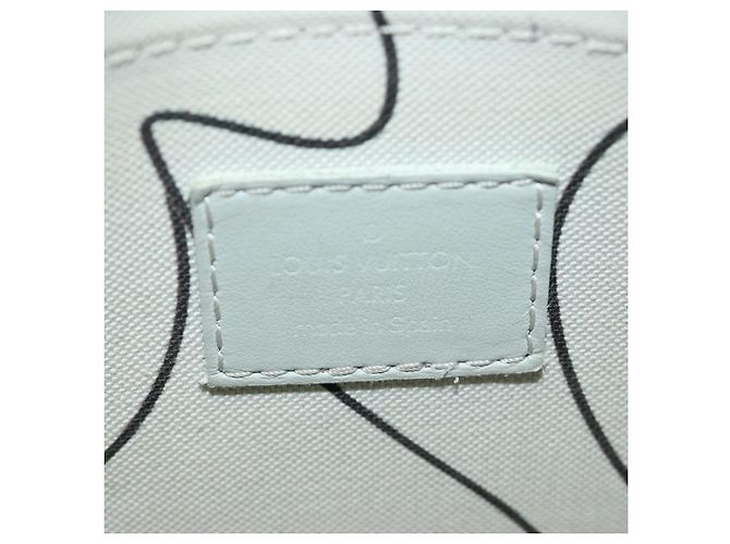 LOUIS VUITTON Borsa a Spalla Monogram Iridescent Nile Grigio M13897 LV Auth 188885SAM Marrone Monogramma - vista 25