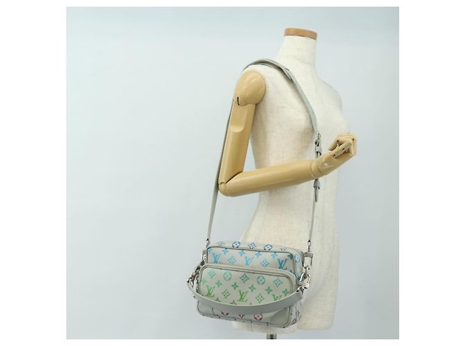 LOUIS VUITTON Borsa a Spalla Monogram Iridescent Nile Grigio M13897 LV Auth 188885SAM Marrone Monogramma - vista 31