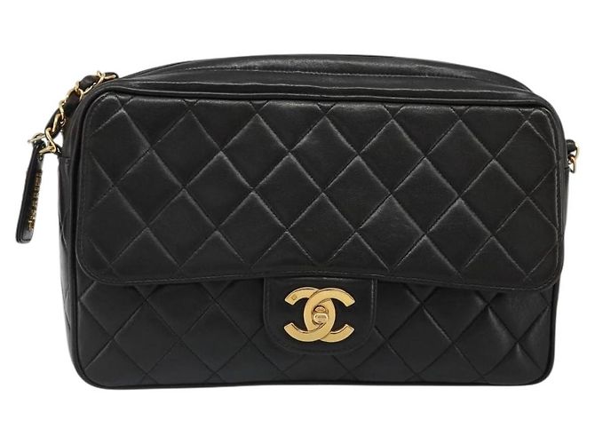 CHANEL Bolso de Hombro con Cadena de Piel de Cordero Negro y Oro Matelasse CC Auth yk20568SAV Dorado - vista 13