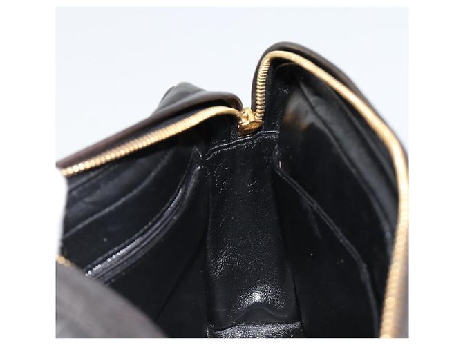 CHANEL Bolso de Hombro con Cadena de Piel de Cordero Negro y Oro Matelasse CC Auth yk20568SAV Dorado - vista 20