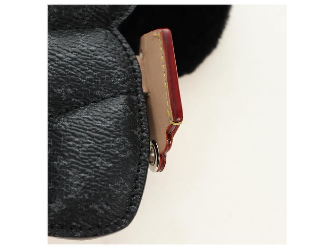 LOUIS VUITTON Monogram Eclipse Vivienne Fashionista Charm M02994 Auth 187602SM Monograma - vista 15