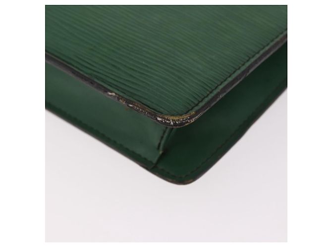 LOUIS VUITTON Epi Montaigne 27 Clutch Verde M52654 LV Auth 188920 - vista 16