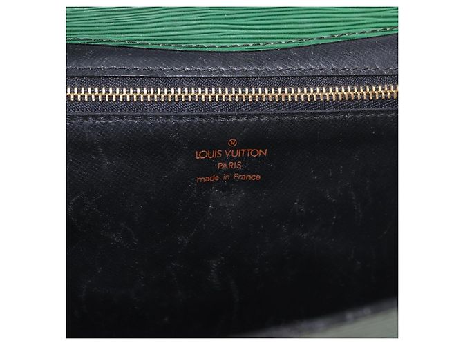 LOUIS VUITTON Epi Montaigne 27 Clutch Verde M52654 LV Auth 188920 - vista 18