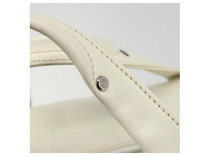 Borsa CHANEL V Stitch in pelle di agnello bianca argento CC Auth BA13606V Bianco - vista 18