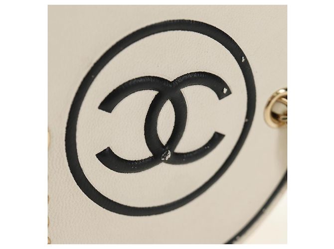CHANEL Matelasse Chain Vanity Bag aus Lammleder Weiß Gold CC Authentisch 188894SAM Golden - Ansicht 15