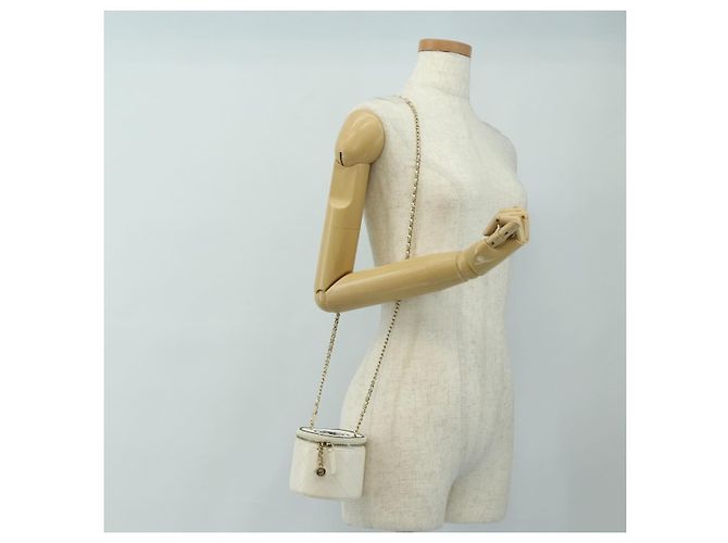 CHANEL Matelasse Chain Vanity Bag aus Lammleder Weiß Gold CC Authentisch 188894SAM Golden - Ansicht 29