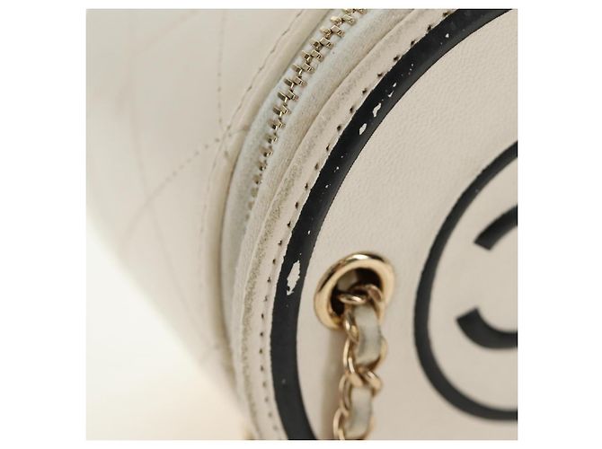 CHANEL Matelasse Chain Vanity Bag aus Lammleder Weiß Gold CC Authentisch 188894SAM Golden - Ansicht 8