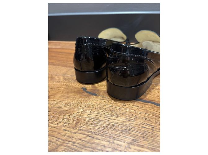Chanel Mocassini in vernice nera CC Nero - vista 8